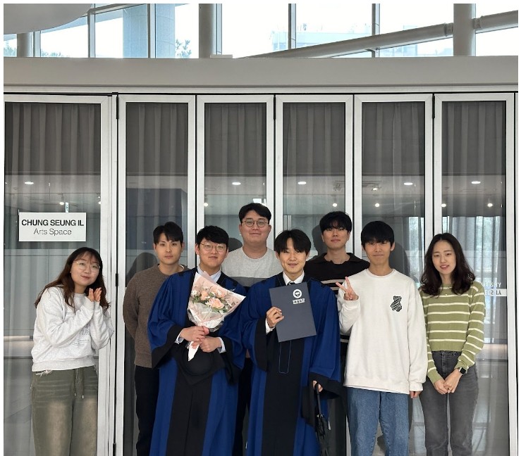 Group photo celebrating undergraduate graduation and graduate school admission in 2024